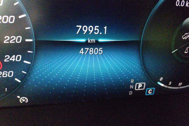 Used Mercedes-Benz C-Class 2021 C 200 L Dynamic Sport Edition Odometer Close Up