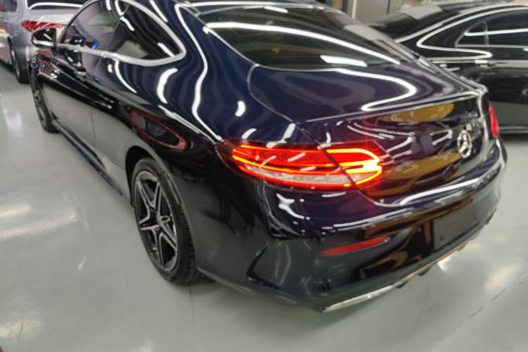 Used Mercedes-Benz C-Class 2021 C 260 Coupe Rear Left 45 Deg
