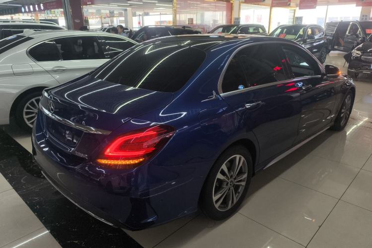 Used Mercedes-Benz C-Class 2021 C 200 L Fashion Edition Sport Version Rear Right 45 Deg
