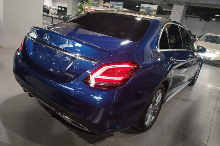 Used Mercedes-Benz C-Class 2021 C 200 L Fashion Edition Sport Version Rear Right 45 Deg