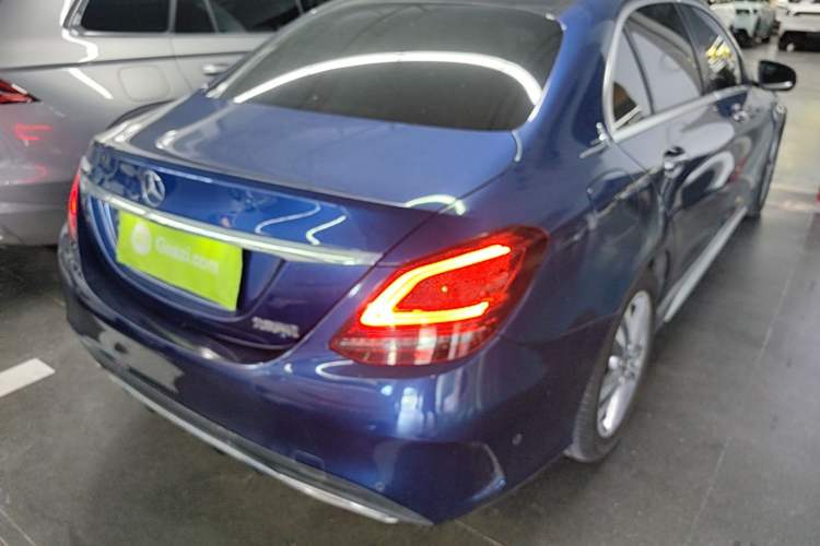 Used Mercedes-Benz C-Class 2021 C 200 L Fashion Edition Sport Version Rear Right 45 Deg