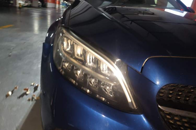 Used Mercedes-Benz C-Class 2021 C 260 L Sport Edition Star Collection Right Front Headlight
