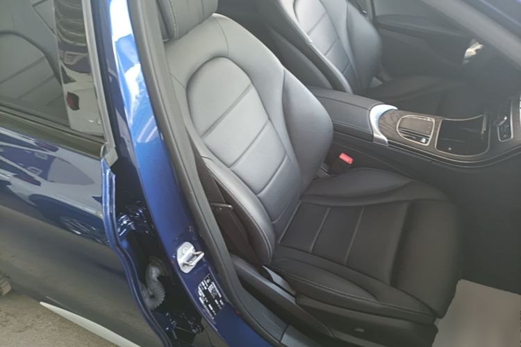 Used Mercedes-Benz C-Class 2021 C 260 L Sport Edition Star Collection Right Front Seat