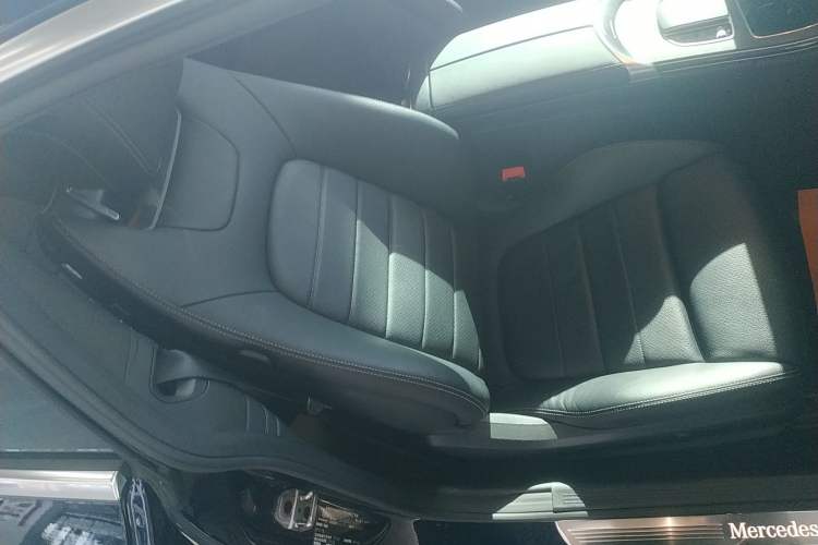 Used Mercedes-Benz C-Class 2021 C 260 Coupe Right Front Seat
