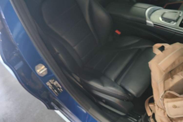 Used Mercedes-Benz C-Class 2021 C 200 L Fashion Edition Sport Version Right Front Seat