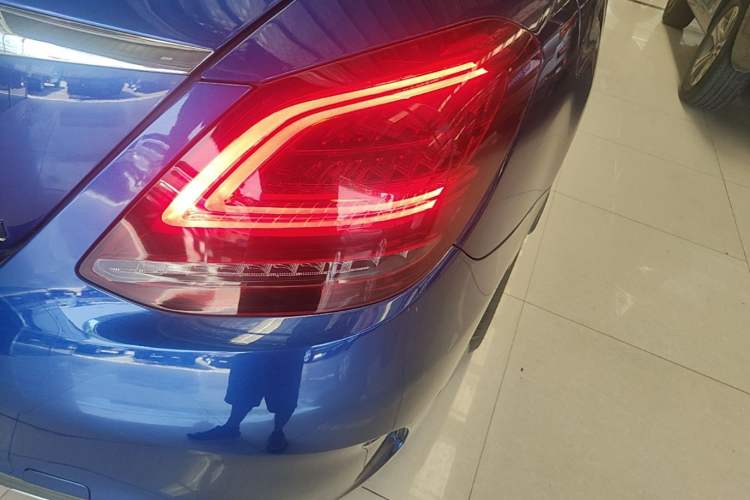 Used Mercedes-Benz C-Class 2021 C 260 L Sport Edition Star Collection Right Rear Taillight