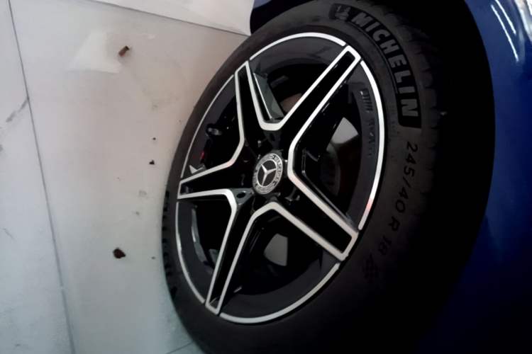 Used Mercedes-Benz C-Class 2021 C 260 L Sport Edition Star Collection Right Rear Wheel Hub