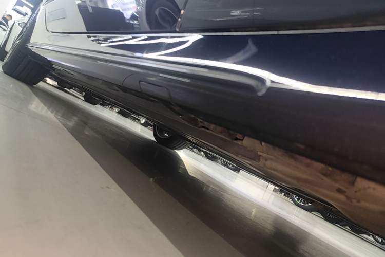 Used Mercedes-Benz C-Class 2021 C 260 Coupe Right Side Sill