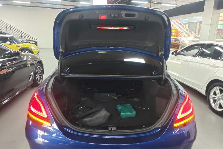Used Mercedes-Benz C-Class 2021 C 200 L Fashion Edition Sport Version Trunk