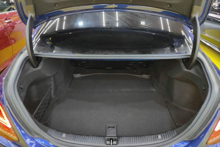 Used Mercedes-Benz C-Class 2021 C 200 L Fashion Edition Sport Version Trunk
