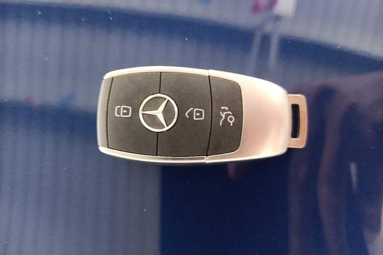 Used Mercedes-Benz C-Class 2021 C 260 L Sport Edition Star Collection Vehicle Key