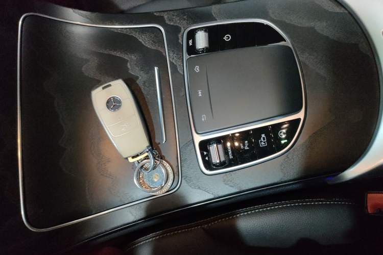 Used Mercedes-Benz C-Class 2021 C 200 L Fashion Edition Sport Version Vehicle Key