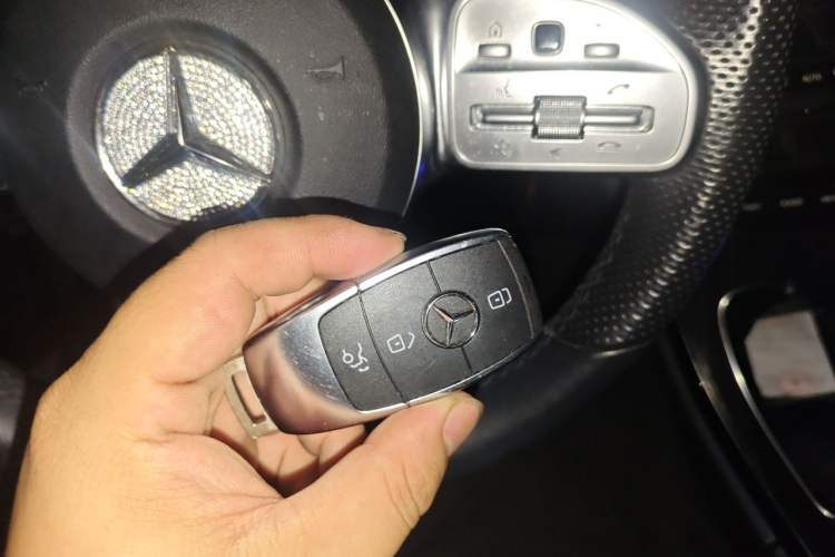 Used Mercedes-Benz C-Class 2021 C 260 L Sport Edition Star Collection Vehicle Key