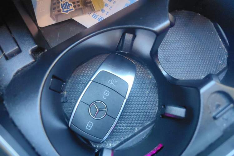 Used Mercedes-Benz C-Class 2021 C 260 L Sport Edition Vehicle Key