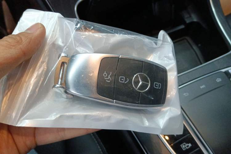 Used Mercedes-Benz C-Class 2021 C 200 L Fashion Edition Sport Version Vehicle Key