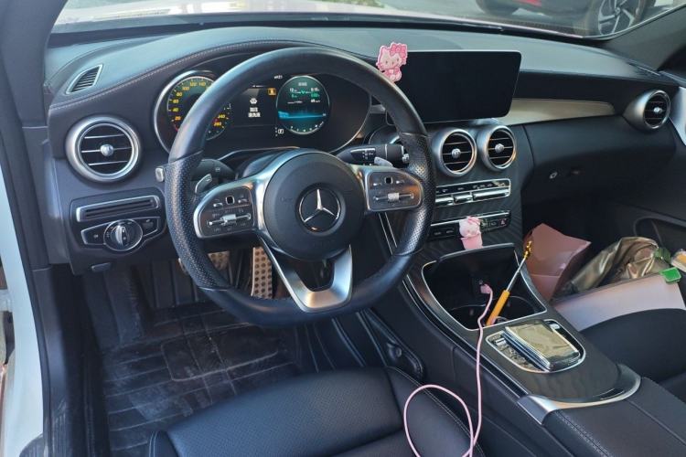 Used Mercedes-Benz C-Class 2021 C 260 Coupe Center Console