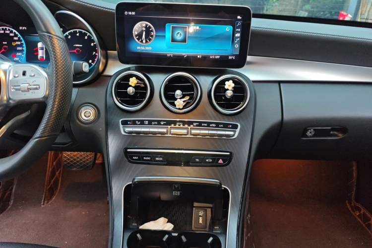 Used Mercedes-Benz C-Class 2021 C 260 L Sport Edition Audio And AC Panel