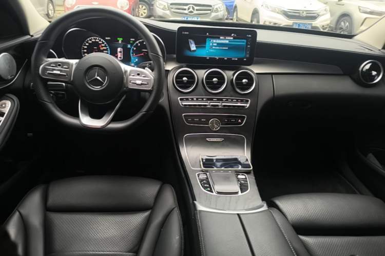 Used Mercedes-Benz C-Class 2021 C 260 L Sport Edition Star Collection Center Console