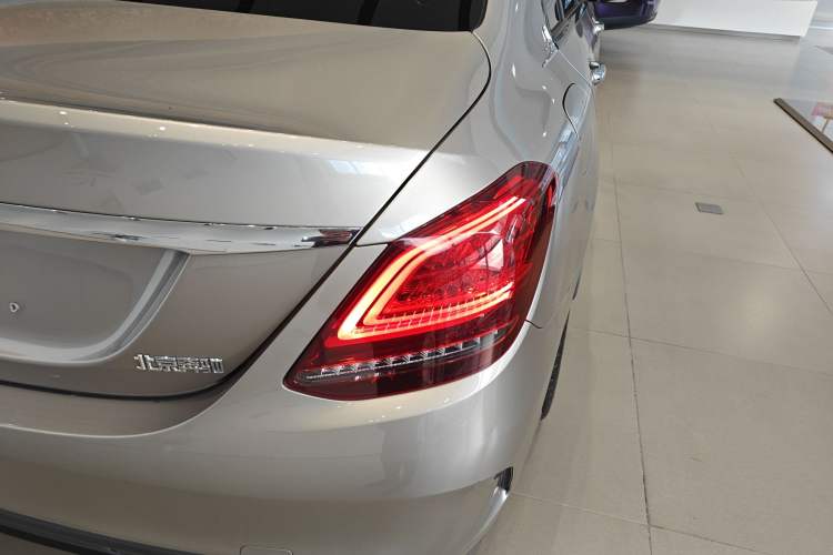 Used Mercedes-Benz C-Class 2021 C 260 L Sport Edition Star Collection Exterior 6