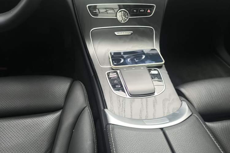 Used Mercedes-Benz C-Class 2021 C 260 L Sport Edition Star Collection Gear Lever