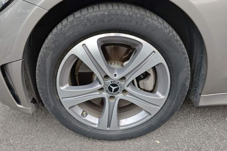 Used Mercedes-Benz C-Class 2021 C 260 L Sport Edition Left Front Wheel Hub