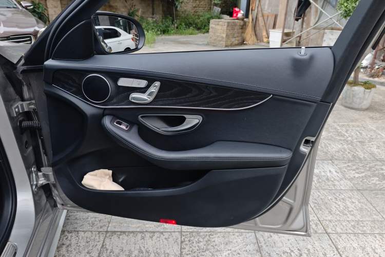 Used Mercedes-Benz C-Class 2021 C 260 L Sport Edition Right Front Door Interior
