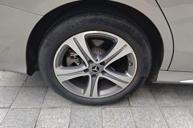 Used Mercedes-Benz C-Class 2021 C 260 L Sport Edition Right Rear Wheel Hub