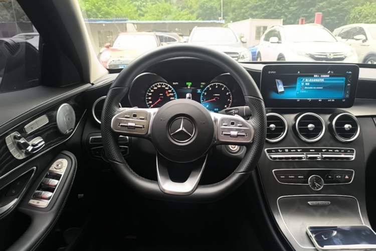 Used Mercedes-Benz C-Class 2021 C 260 L Sport Edition Star Collection Steering Wheel