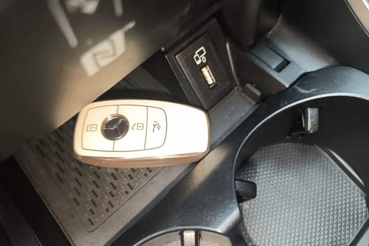 Used Mercedes-Benz C-Class 2021 C 260 L Sport Edition Star Collection Vehicle Key