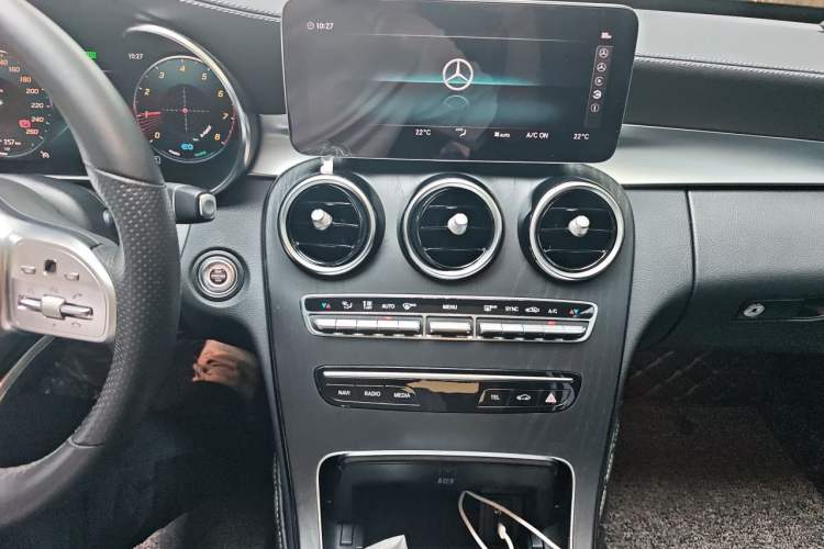 Used Mercedes-Benz C-Class 2021 C 260 L Sport Edition Audio And AC Panel