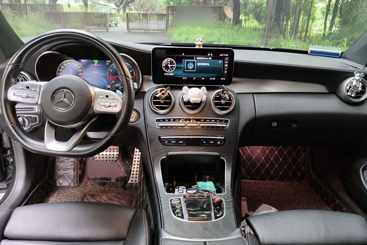 Used Mercedes-Benz C-Class 2021 C 260 Coupe Center Console