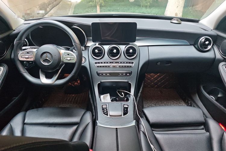 Used Mercedes-Benz C-Class 2021 C 260 L Sport Edition Center Console