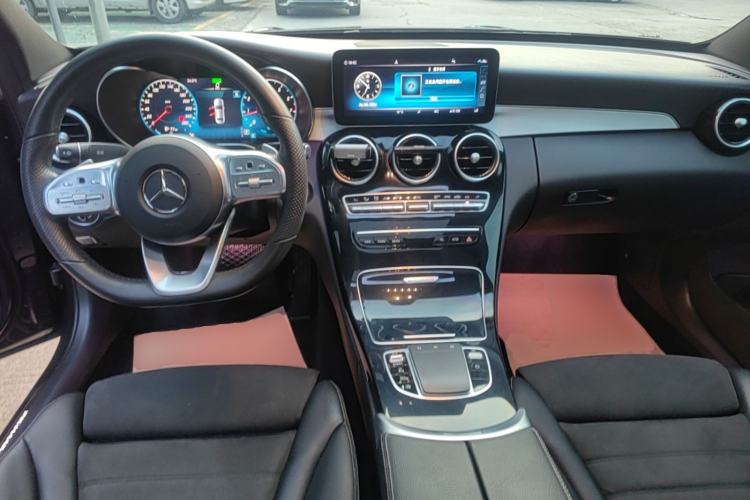 Used Mercedes-Benz C-Class 2021 C 260 Star Edition Center Console