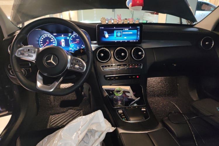 Used Mercedes-Benz C-Class 2021 C 200 L Fashion Edition Sport Version Center Console