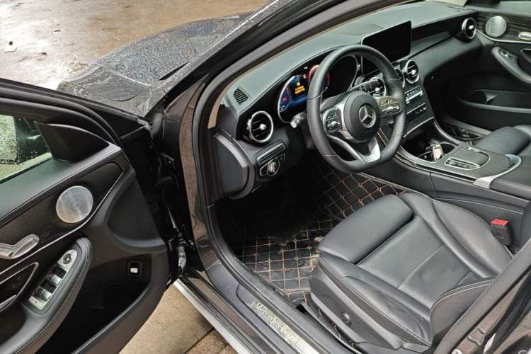 Used Mercedes-Benz C-Class 2021 C 200 L Fashion Edition Sport Version Driver Seat