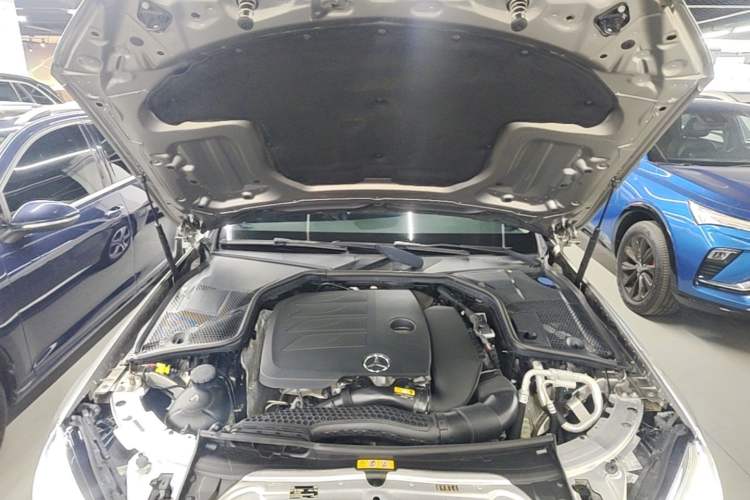 Used Mercedes-Benz C-Class 2021 C 200 L Fashion Edition Sport Version Engine Bay
