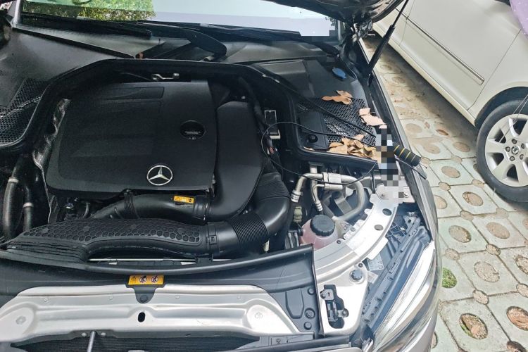 Used Mercedes-Benz C-Class 2021 C 260 L Sport Edition Engine Bay Left