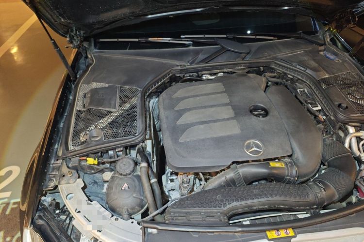 Used Mercedes-Benz C-Class 2021 C 260 Coupe Engine Bay Right