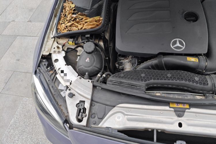 Used Mercedes-Benz C-Class 2021 C 200 Coupe Engine Bay Right