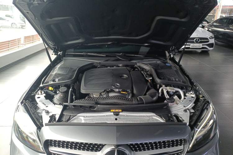 Used Mercedes-Benz C-Class 2021 C 260 Coupe Engine Bay