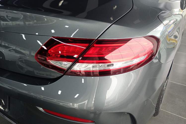 Used Mercedes-Benz C-Class 2021 C 260 Coupe Exterior 6