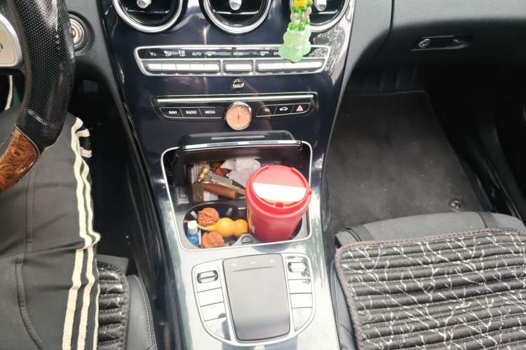 Used Mercedes-Benz C-Class 2021 C 260 Star Edition Gear Lever