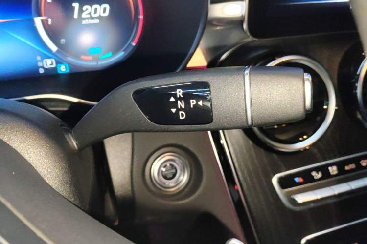 Used Mercedes-Benz C-Class 2021 C 260 L Sport Edition Star Collection Gear Lever