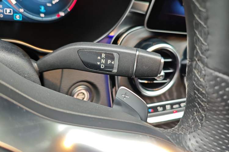 Used Mercedes-Benz C-Class 2021 C 200 L Fashion Edition Sport Version Gear Lever