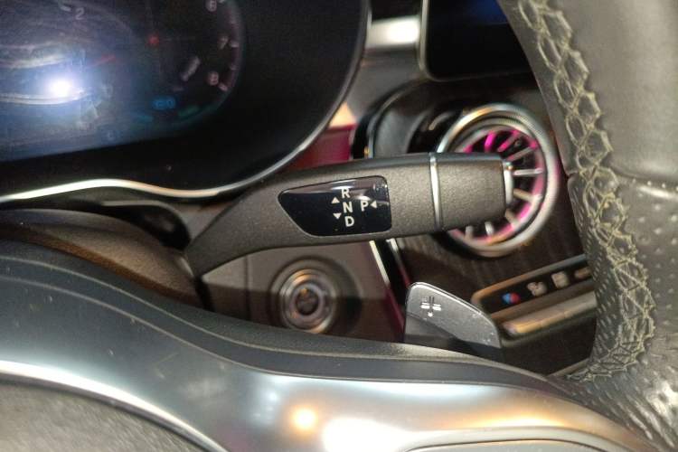 Used Mercedes-Benz C-Class 2021 C 260 L Sport Edition Star Collection Gear Lever