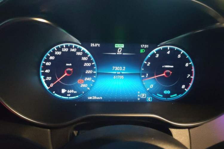 Used Mercedes-Benz C-Class 2021 C 260 L Sport Edition Star Collection Instrument Cluster