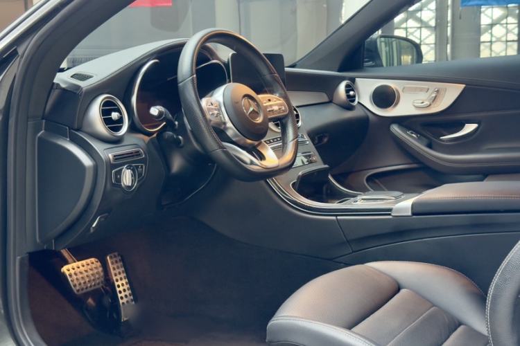 Used Mercedes-Benz C-Class 2021 C 260 Coupe Interior 3