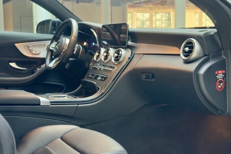 Used Mercedes-Benz C-Class 2021 C 260 Coupe Interior 4