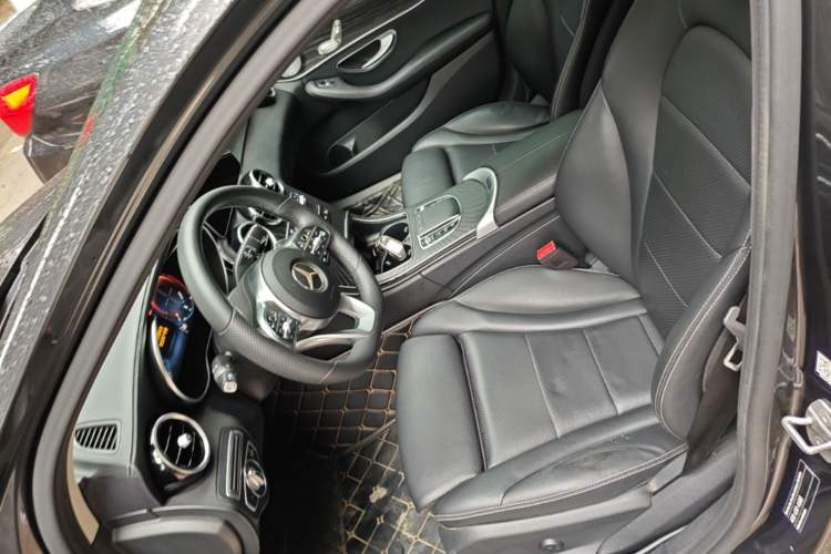 Used Mercedes-Benz C-Class 2021 C 200 L Fashion Edition Sport Version Left Front Seat