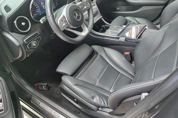 Used Mercedes-Benz C-Class 2021 C 200 L Fashion Edition Sport Version Left Front Seat